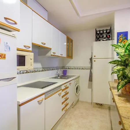 Awesome In With Kitchenette Apartment