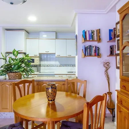Awesome In With Kitchenette Apartment